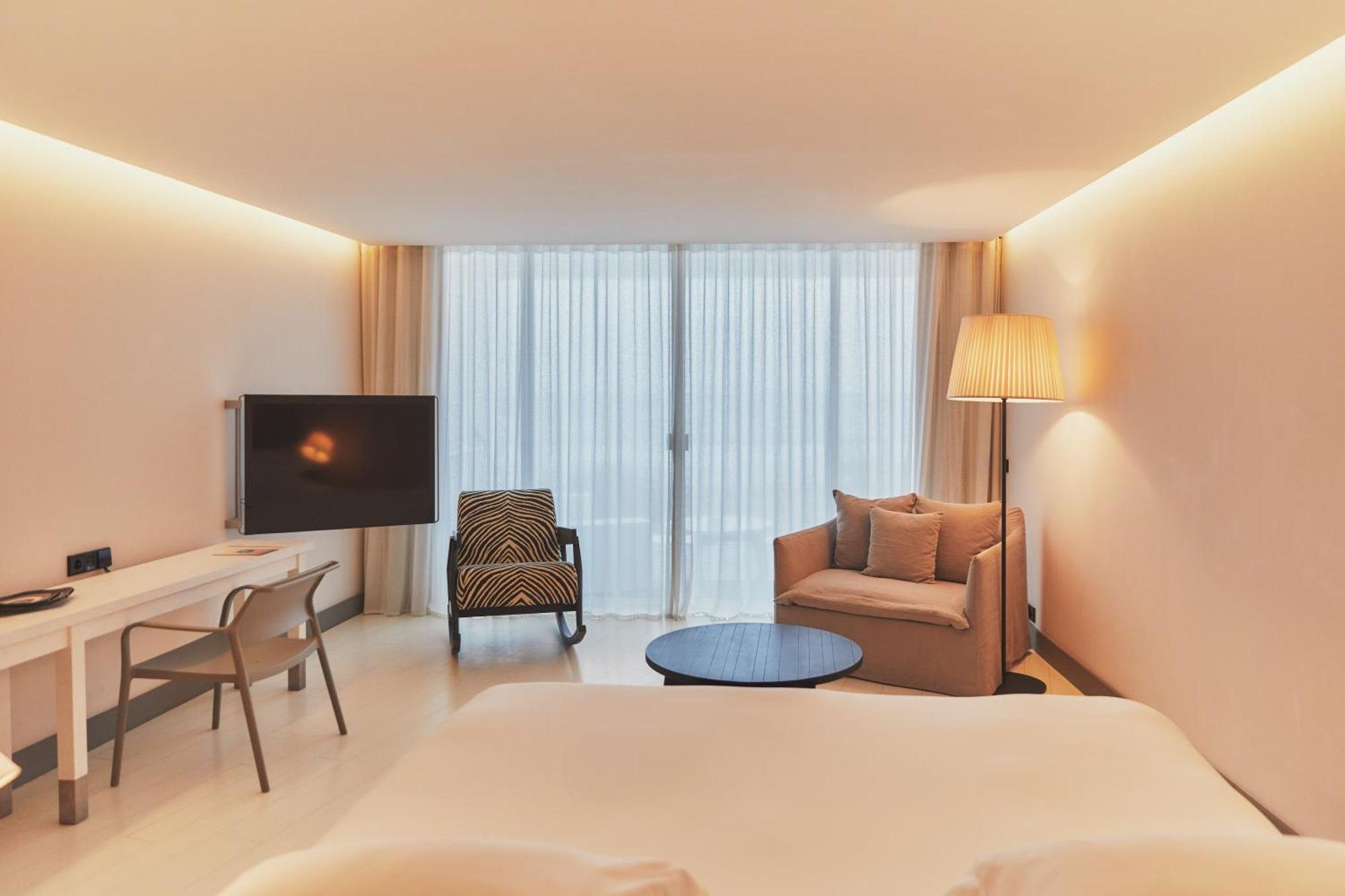 Hotel Plage Palace & Spa パラヴァ・レ・フロ エクステリア 写真